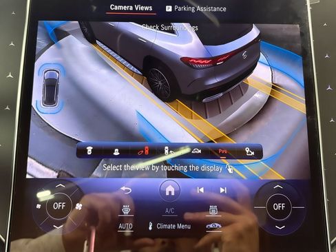 Used 2023 Mercedes-Benz EQE 350+ 4MATIC SUV w/ AMG Line Exterior Package image 23