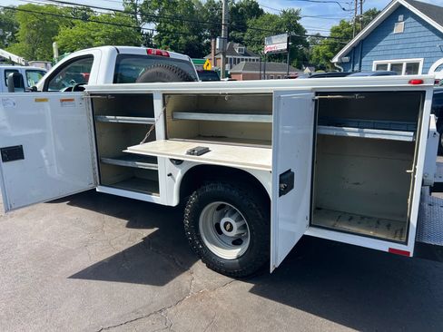 Used 2015 Chevrolet Silverado 3500 W/T AWD/4WD image 14