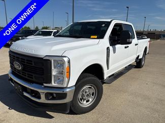 Used 2023 Ford F250 XL w/ FX4 Off-Road Package AWD/4WD video 1
