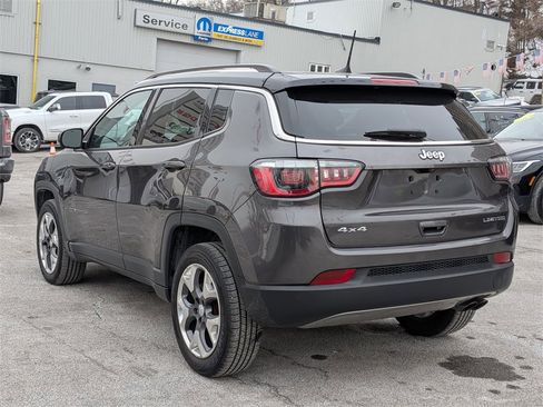 Used 2018 Jeep Compass Limited image 9