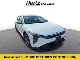 Used 2025 Kia K4 LXS video 1
