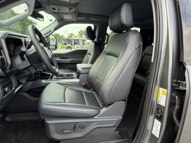 New 2027 Ford F250 Lariat w/ Black Appearance Package AWD/4WD image 14