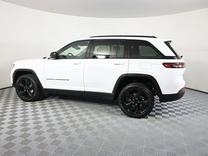 Used 2023 Jeep Grand Cherokee Limited w/ Black Appearance Package