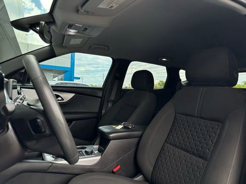 Used 2021 Chevrolet Blazer LT FWD image 13