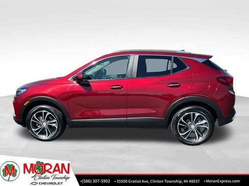 Certified 2023 Buick Encore GX Select w/ Safety Package II AWD/4WD image 3