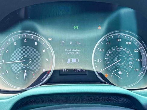 Used 2020 Hyundai Elantra SEL FWD image 22