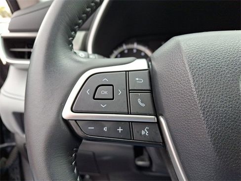 Certified 2023 Toyota Highlander XLE image 23