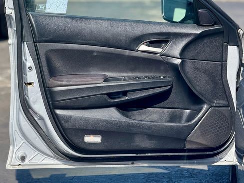 Used 2012 Honda Accord SE image 10