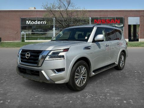 Used 2021 Nissan Armada SL w/ Captain's Chairs Package RWD image 1
