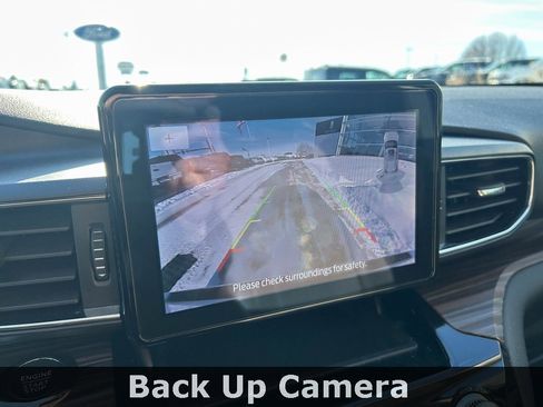 Certified 2024 Ford Explorer Limited image 25