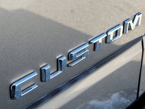 Used 2020 Chevrolet Silverado 1500 Custom w/ Custom Value Package image 30