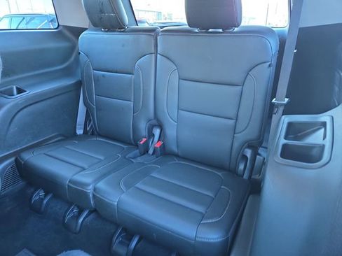 Used 2021 GMC Acadia SLT image 12