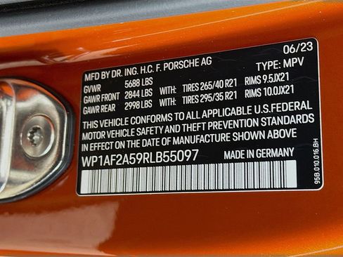 Used 2024 Porsche Macan GTS image 39