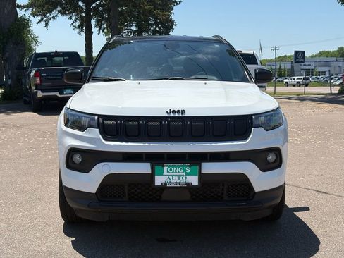 Used 2022 Jeep Compass Latitude w/ Convenience Group AWD/4WD image 3
