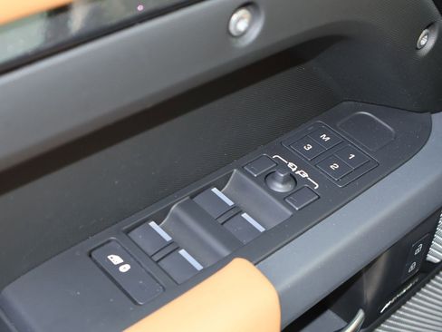 Used 2024 Land Rover Defender 130 X AWD/4WD image 13