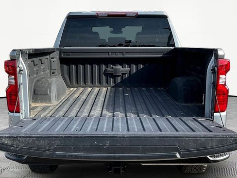 Used 2024 Chevrolet Silverado 1500 Custom Trail Boss w/ LPO, Dark Essentials Package AWD/4WD image 7