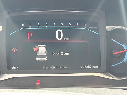 Used 2022 Honda Pilot Touring image 12