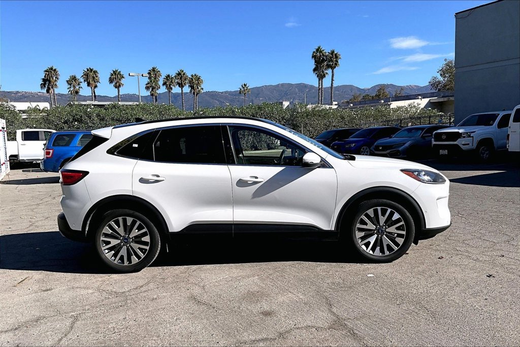 Used 2020 Ford Escape Titanium AWD/4WD image 11