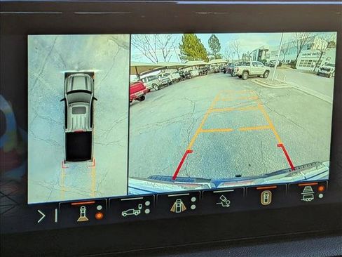 Used 2024 GMC Sierra 1500 AT4 w/ AT4 Preferred Package image 13