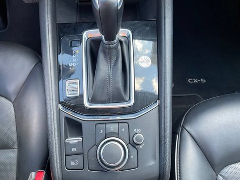 Used 2025 MAZDA CX-5 AWD 2.5 S w/ Select Package image 13