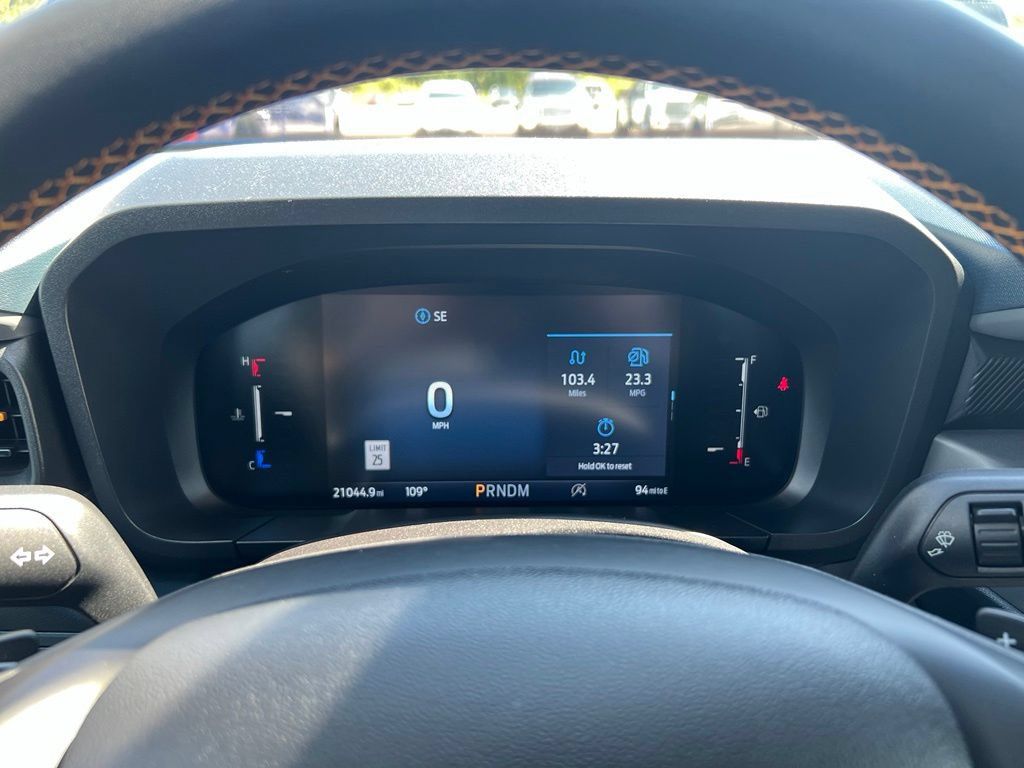 Used 2025 Ford Maverick Tremor AWD/4WD image 39