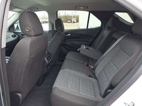 Used 2023 Chevrolet Equinox LT image 12