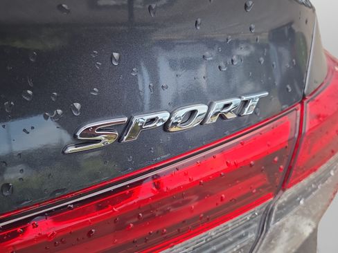 Used 2022 Honda Civic Sport image 36