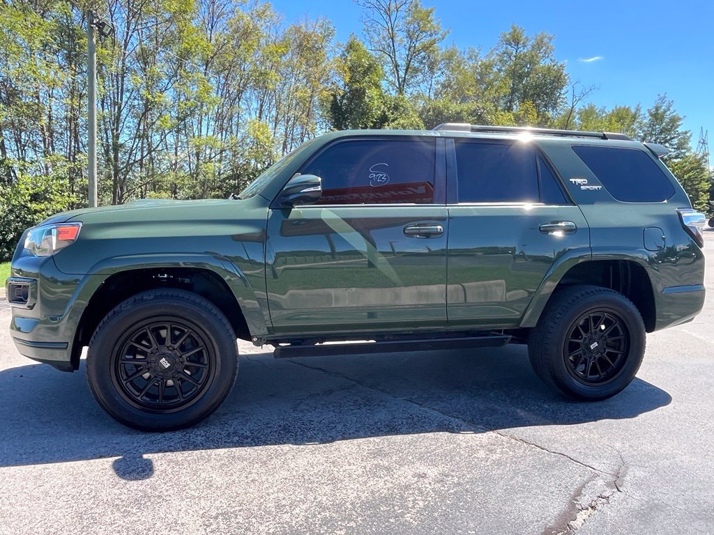 Used 2022 Toyota 4Runner TRD Sport w/ Technology Package AWD/4WD image 6