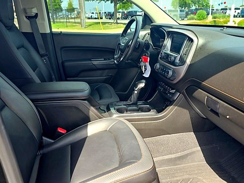 Used 2022 GMC Canyon AT4 AWD/4WD image 10