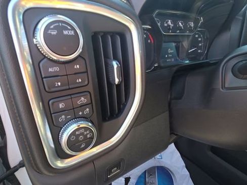 Used 2021 GMC Sierra 1500 AT4 image 31