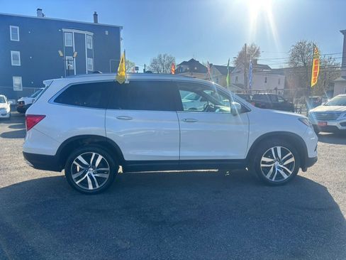 Used 2016 Honda Pilot Touring image 5