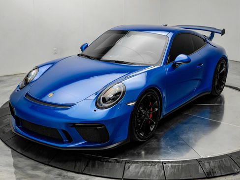 Used 2018 Porsche 911 GT3 RWD image 7
