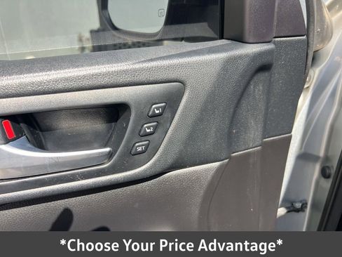 Used 2018 Toyota Highlander Limited image 46