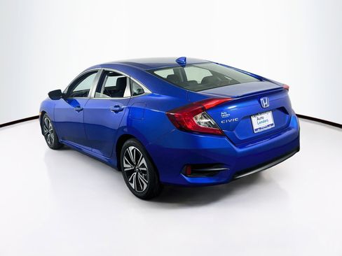 Used 2018 Honda Civic EX-T image 7