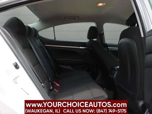 Used 2019 Hyundai Elantra SE w/ Cargo Package image 21
