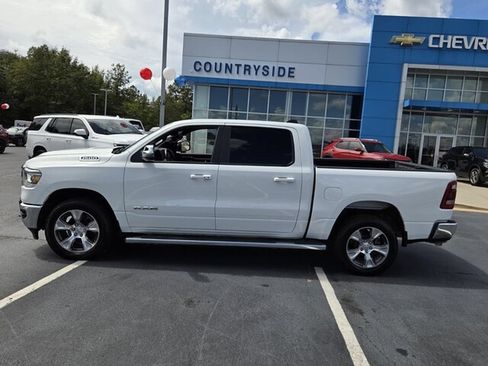 Used 2023 RAM 1500 Laramie AWD/4WD image 2