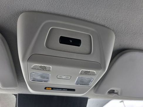 New 2026 Ford Transit 150 Low Roof RWD image 31
