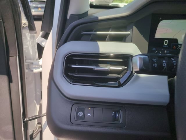 New 2027 Chevrolet Bolt LT FWD image 19