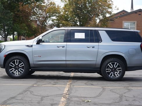 Used 2023 GMC Yukon XL AT4 w/ AT4 Premium Plus Package AWD/4WD image 2