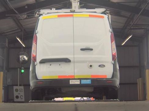 Used 2016 Ford Transit Connect XL FWD image 9