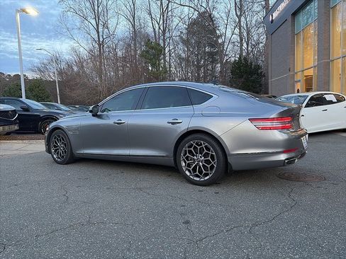Used 2022 Genesis G80 2.5T w/ Advanced Package image 5