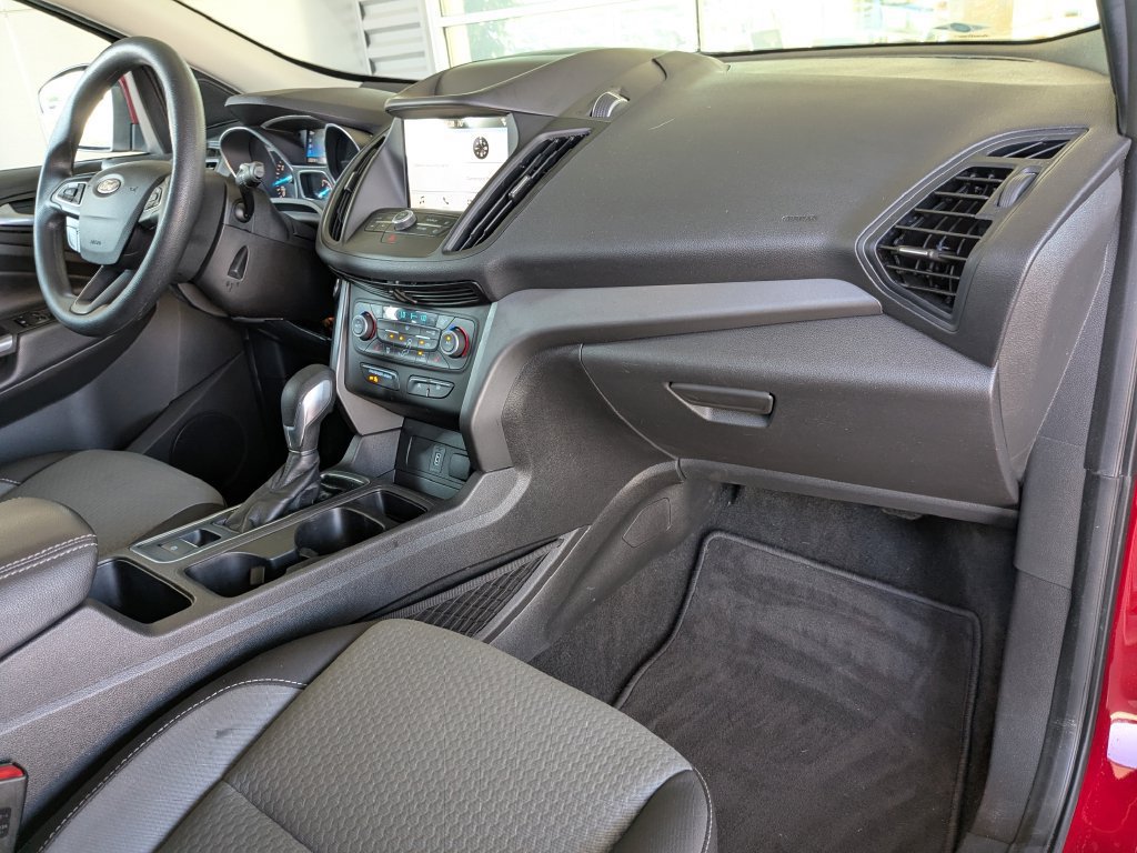 Used 2019 Ford Escape SE FWD image 27