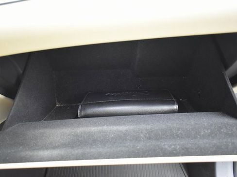 Used 2018 Cadillac XT5 Luxury w/ LPO, Wheel Lock Package image 44