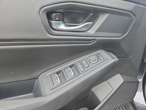 Used 2025 Honda Accord SE image 13