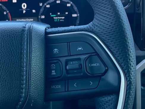 Used 2024 Toyota Tacoma Limited w/ Limited Package (LT) image 17