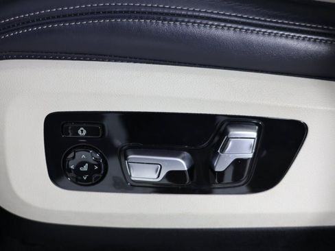 Used 2021 BMW ALPINA XB7 AWD/4WD image 27
