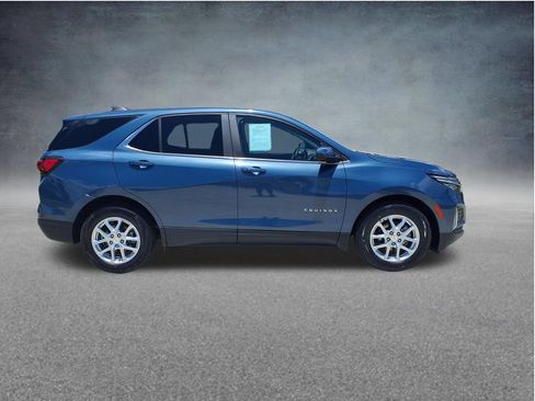 Used 2024 Chevrolet Equinox LT FWD image 10