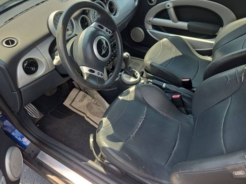 Used 2004 MINI Cooper Hardtop FWD image 11