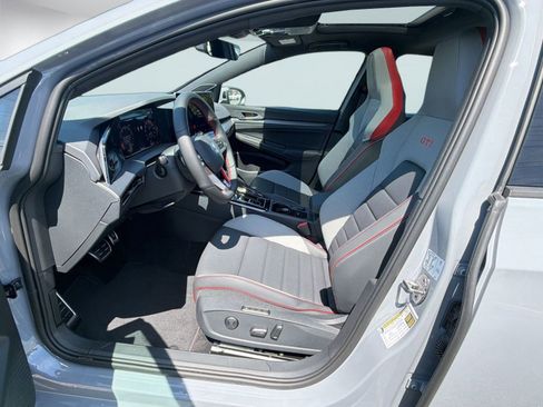 New 2026 Volkswagen GTI SE FWD image 5
