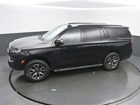 Used 2024 Chevrolet Tahoe Z71 w/ Luxury Package image 41